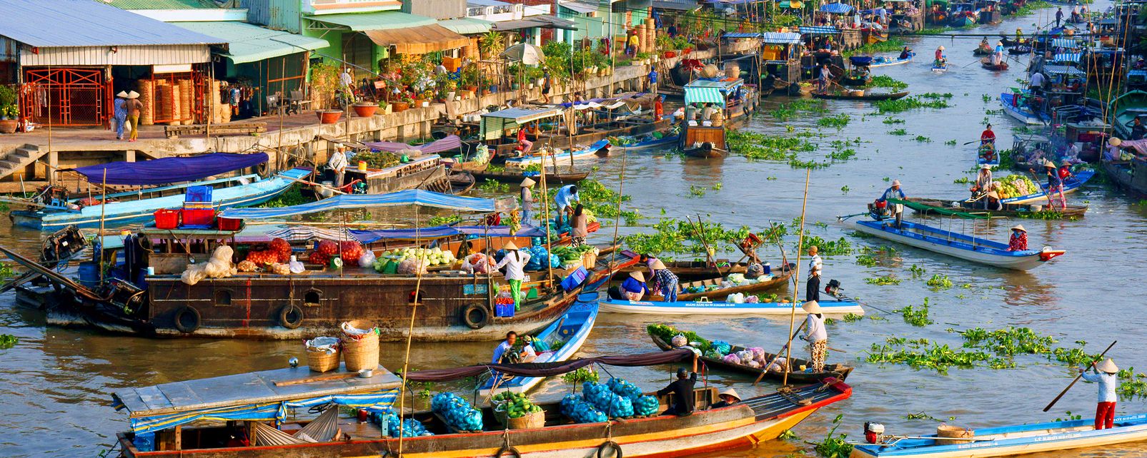 Marchés flottants du delta du mékong : - Vietnam