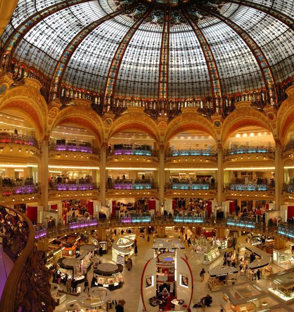 Galeries Lafayette opens its doors to Sunday trading