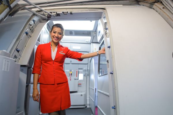 Cabin Crew Uniforms Fall Under Scrutiny In Malaysia Easyvoyage