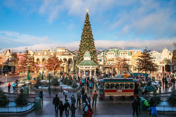 A Disneyland Paris Il Natale Arriva Prima Di Sconto Sui Soggiorni Invernali Easyviaggio