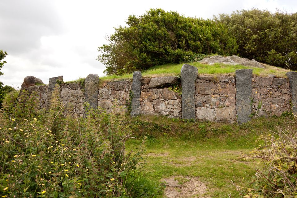 Los dólmenes de Jersey, Los monumentos, Islas Anglonormandas