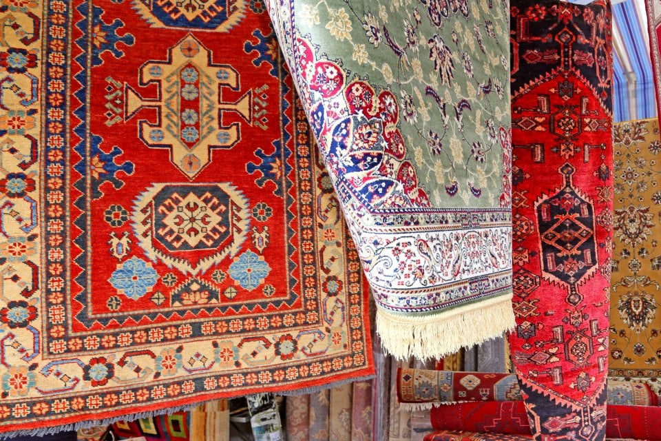 luxurious carpets of fine Eastern manufacturing for sale, L'artisanat, Les arts et la culture, Irak