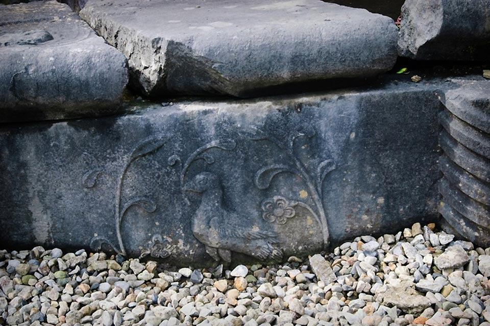 Los megalitos , Grabados en la piedra de un dolmen, Irlanda , Irlanda