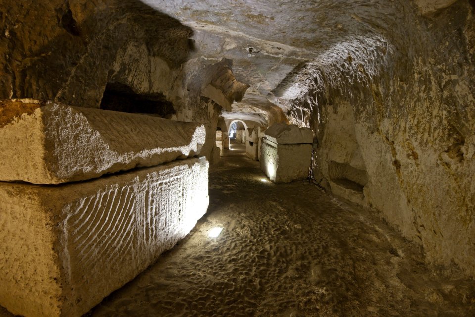 Les sites archéologiques, beit, shearim, necropole, juif, israel, proche-orient, catacombes, caveau, sous-terrain, tombe
