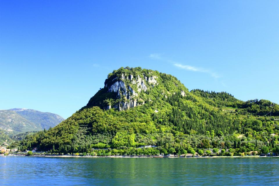 El lago de Garda , Italia
