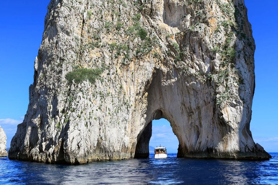 L'île de Capri , En bateau à Capri , Italie