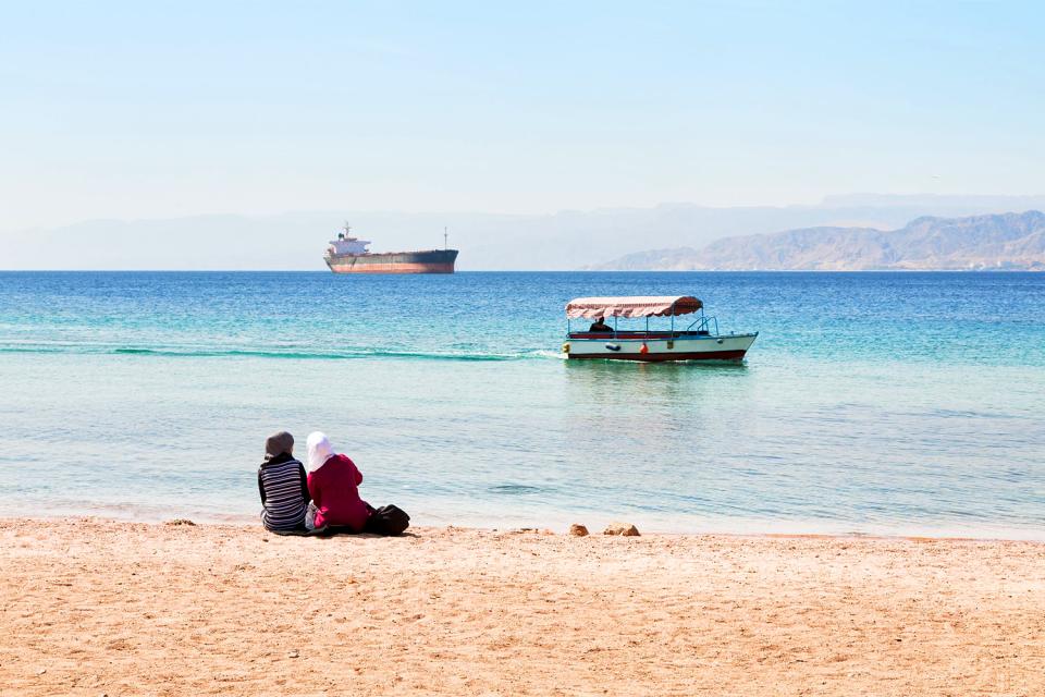 El golfo de Aqaba , Jordania