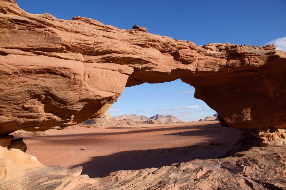 Tipica formazione granitica nel deserto del W, Il deserto del Wadi Rum, I paesaggi, Petra, Giordania