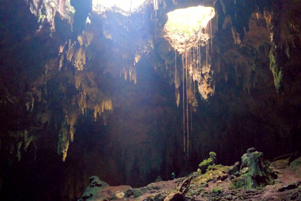 Les sites, loltun, grotte, yucatan, amérique, mexique, sous-terrain