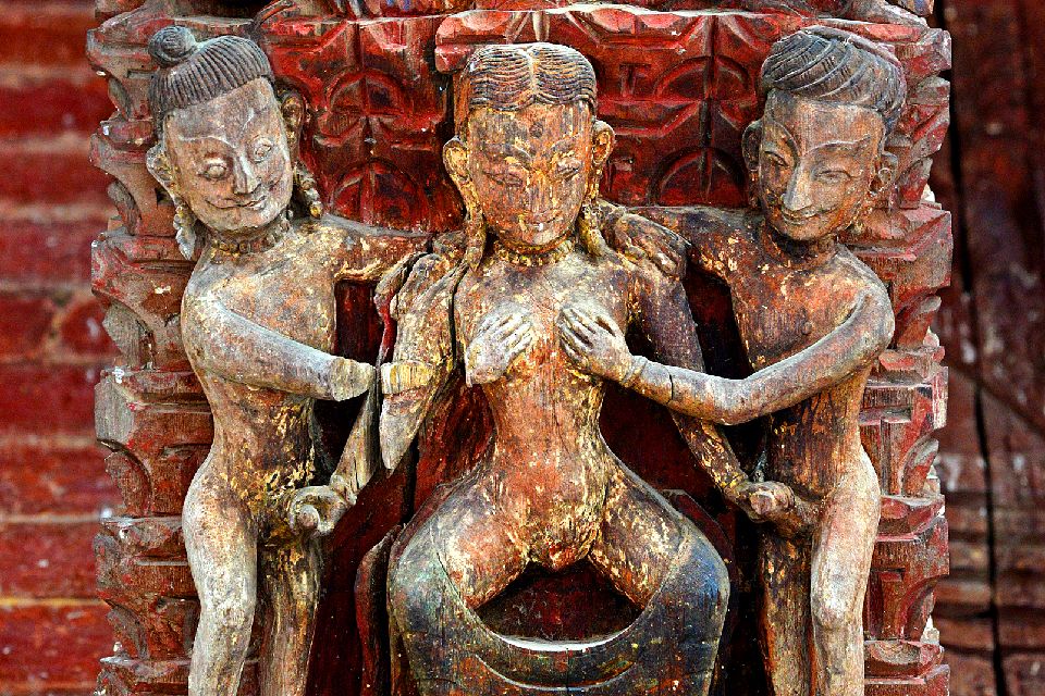 La escultura , Nepal