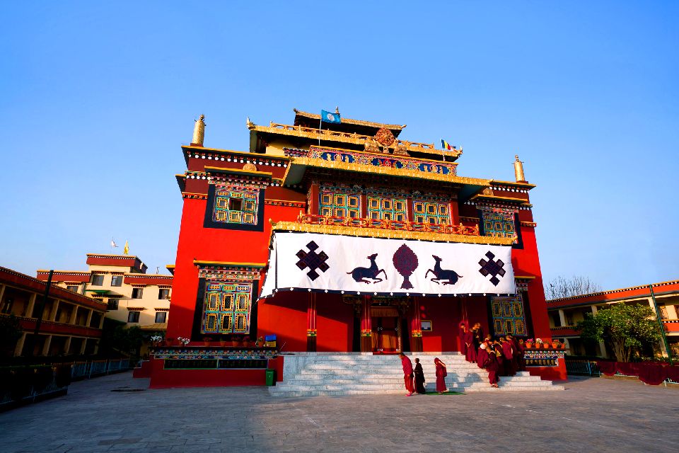 Les monastères bouddhiques , Moine bouddhiste, Népal , Népal