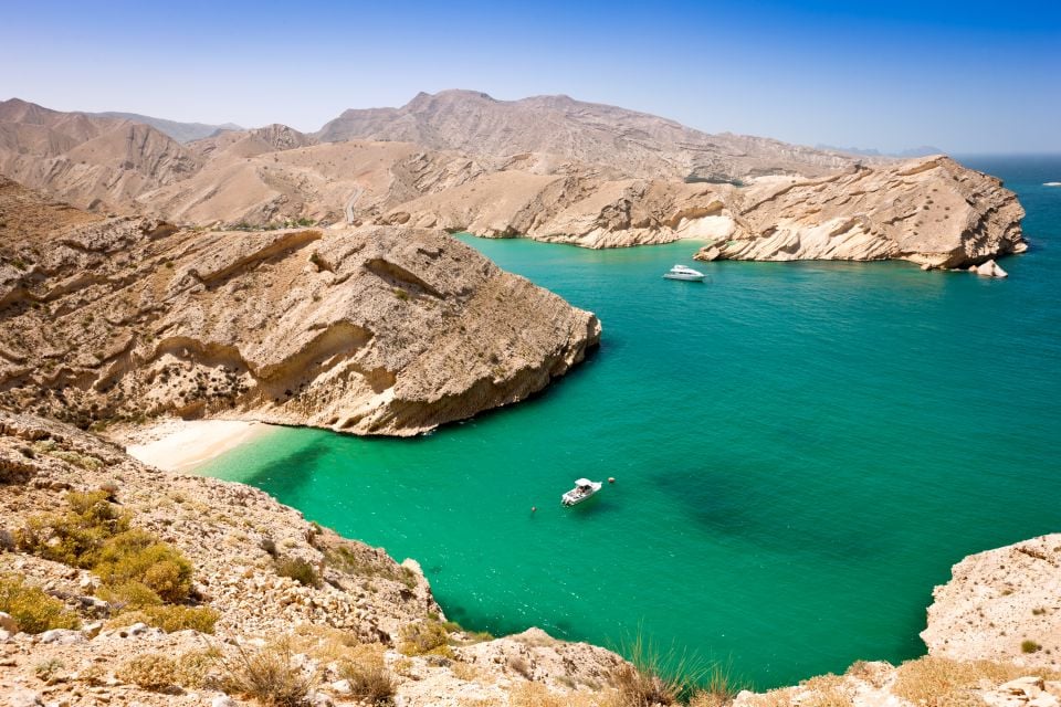 La costa del golfo de Omán, La costa del Golfo de Omán, Las costas, Sultanato de Omán