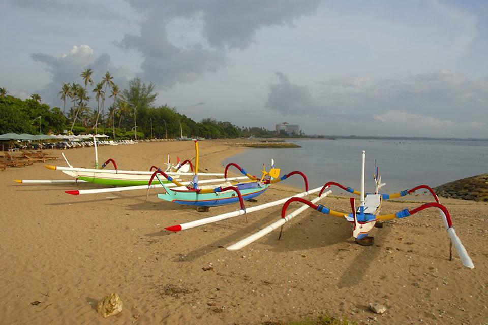 Las playas , Los "prahu" , Indonesia