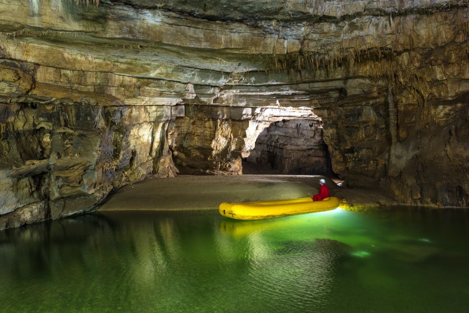 , Las grutas de Postojna, Los paisajes, Eslovenia