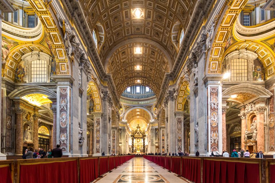La basílica de San Pedro , Vaticano