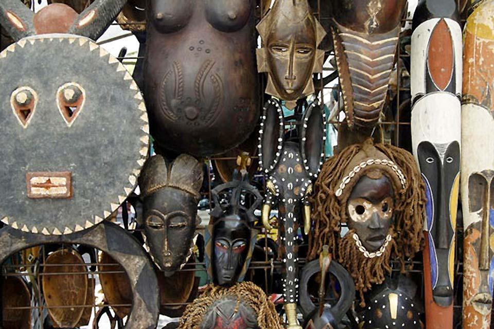 L'artigianato e l'arte contemporanea , La regalità tribale , Sudafrica