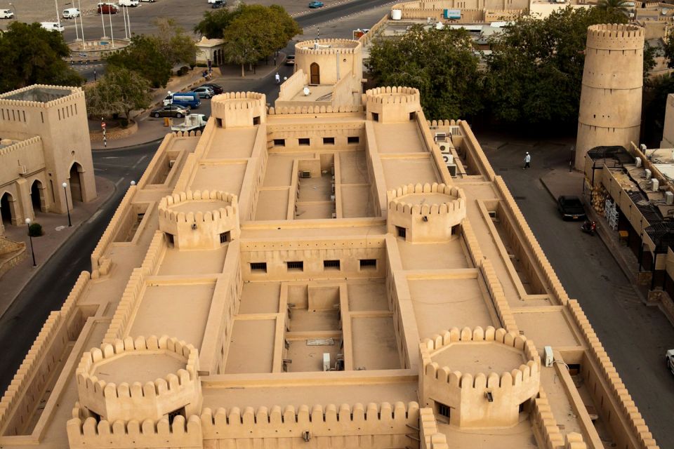 Das Fort von Nizwa, Die Monumente, Sultanat Oman