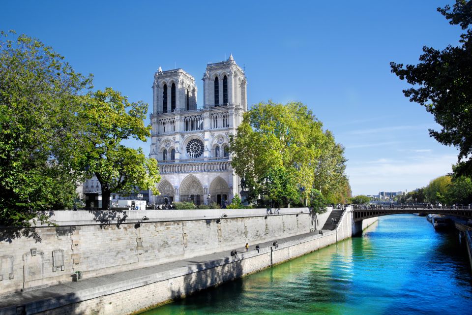 Notre-Dame de Paris, Cattedrale di Notre-Dame de Paris, I monumenti, Parigi, Parigi e Ile de France