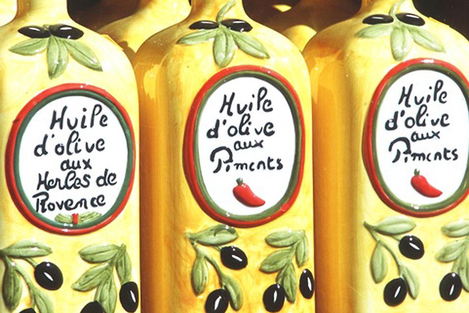 Olivenöl aus Nîmes , Herkunftsbezeichnung AOC: Qualitätsgarantie! , Frankreich