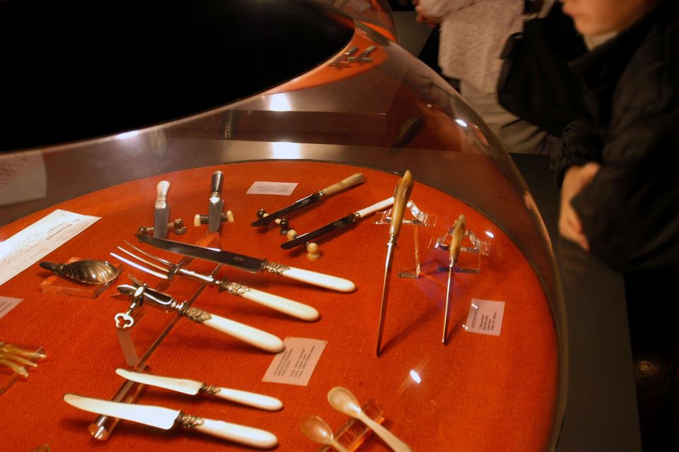 Museo de cuchillería de Thiers , Francia