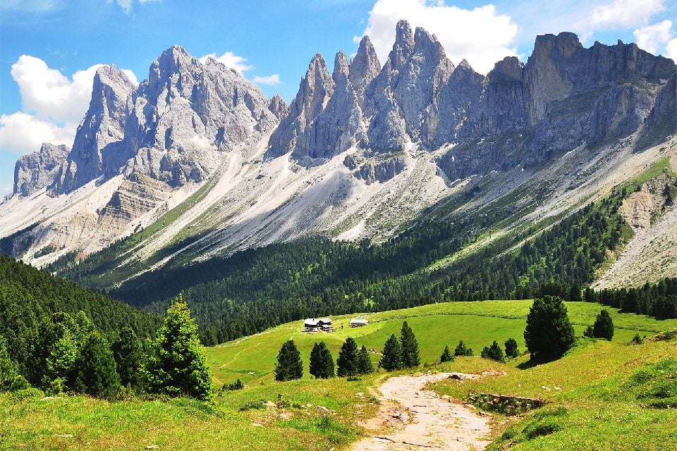 Les montagnes , Ausflug auf den Berg , Italien