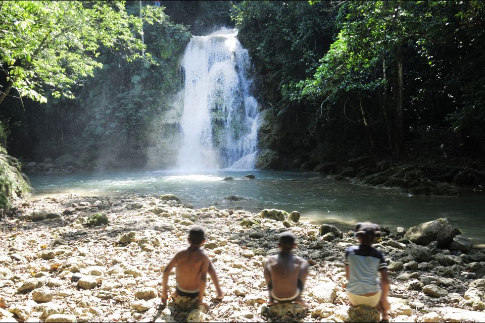 Mission El Limon, Der Wasserfall El Limon, Die Landschaften, Dominikanische Republik