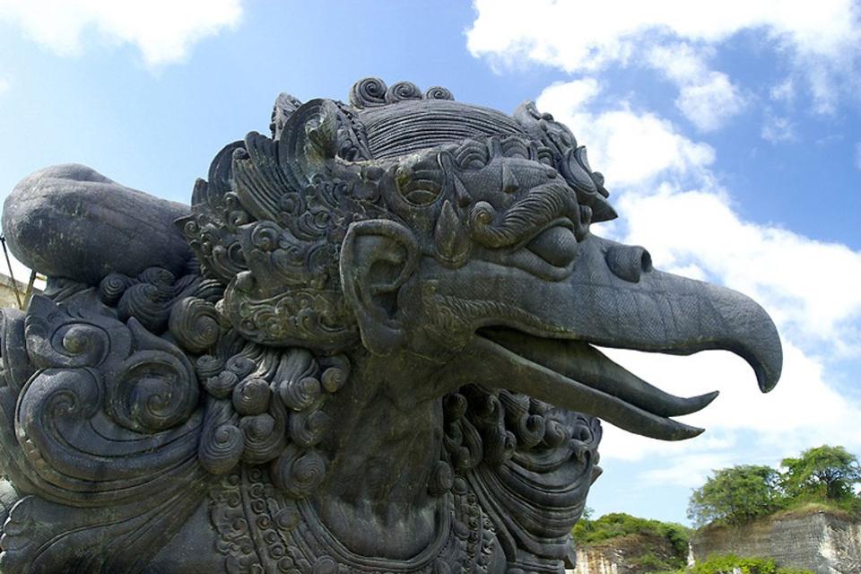La escultura , El Garuda , Indonesia