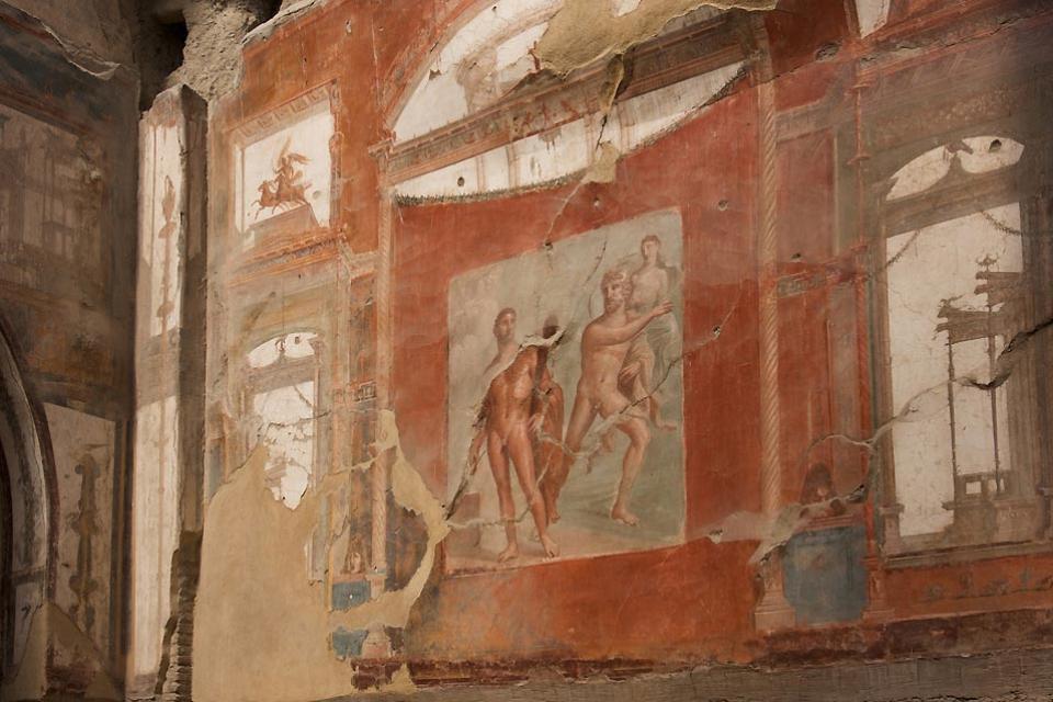 Ercolano , gli scavi , Il Sacello degli Augustali , Italia