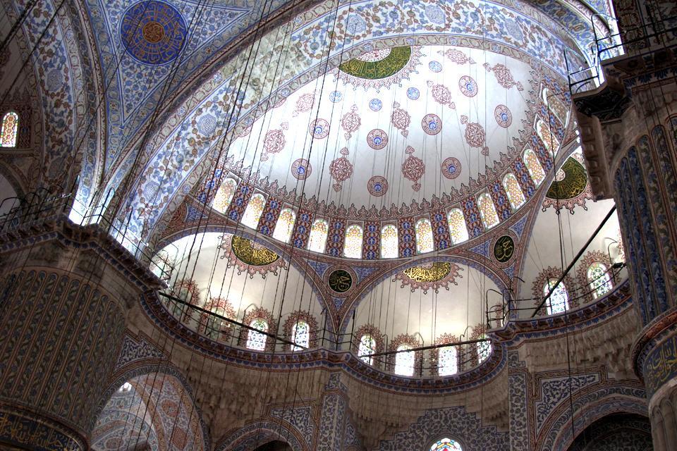 La Mosquée Bleue , Le dôme central de la mosquée bleue , Turquie