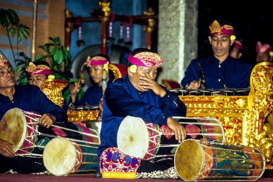  Gamelan  Java Indonesien 