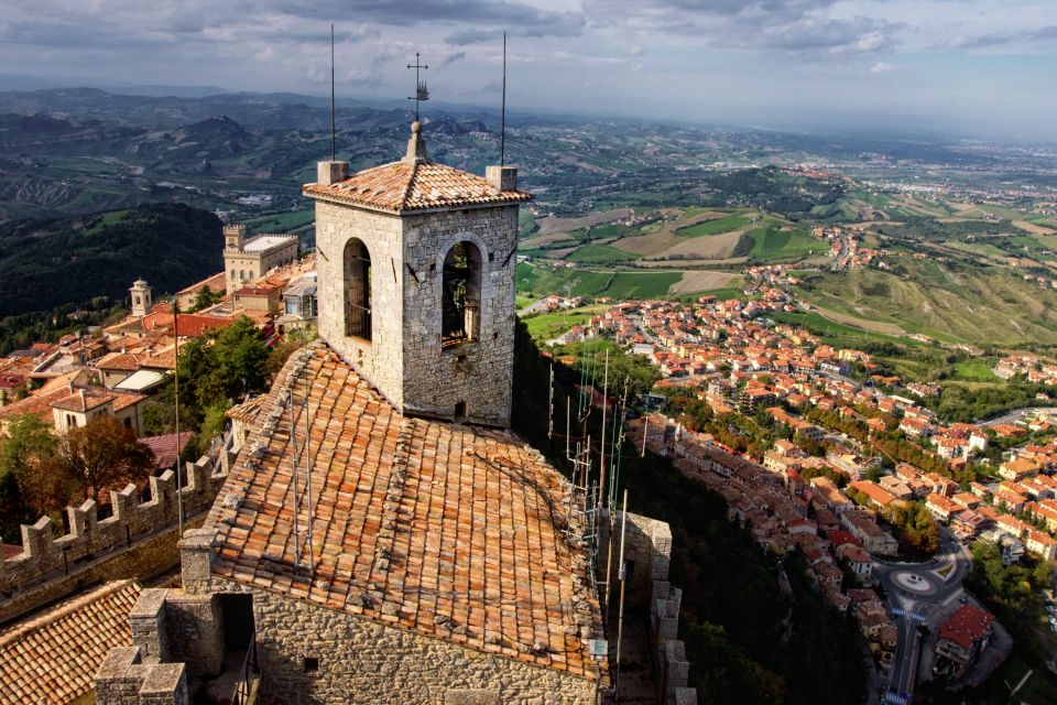 Les paysages, Italie san marin europe forteresse montagne clocher église emilie-romagne
