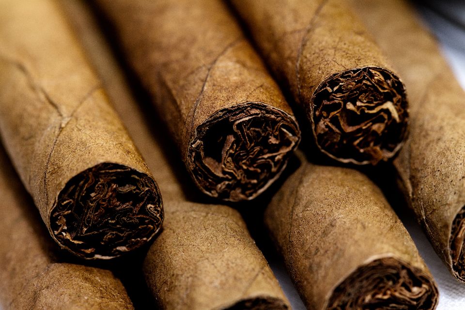 I sigari cubani , I sigari cubani "puros"' , Cuba
