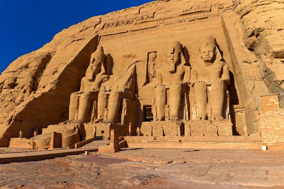 Abu Simbel y los demás templos del lago Nasser , Egipto