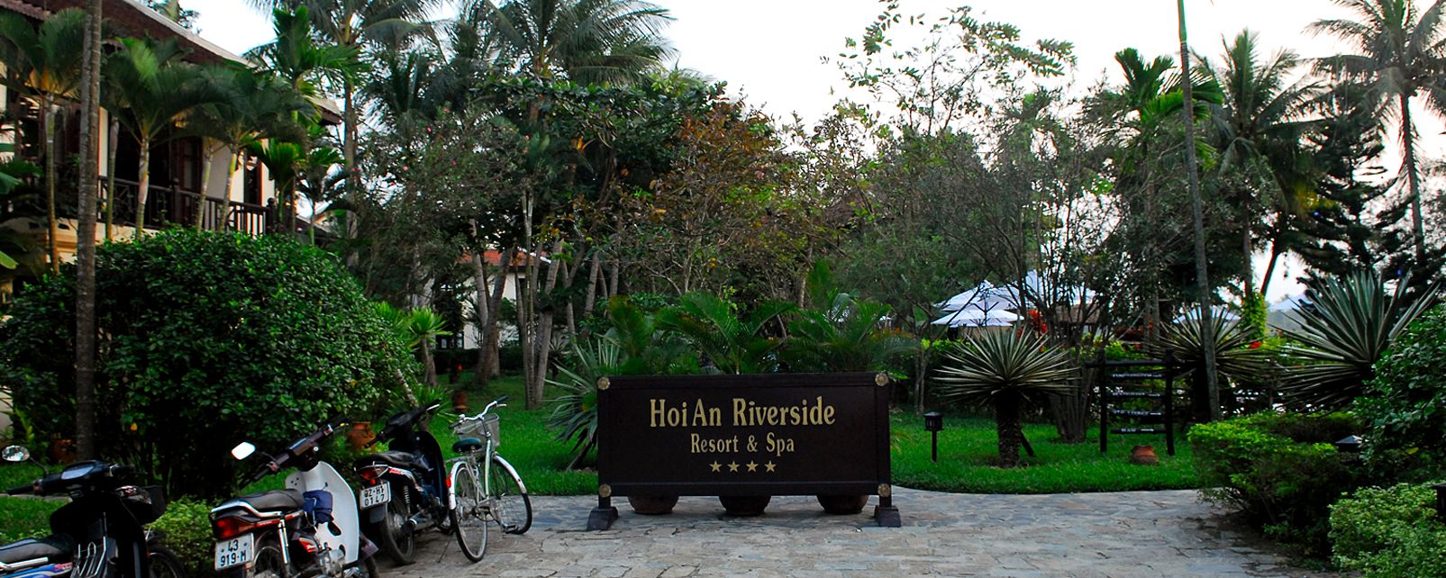 Hotel Riverside