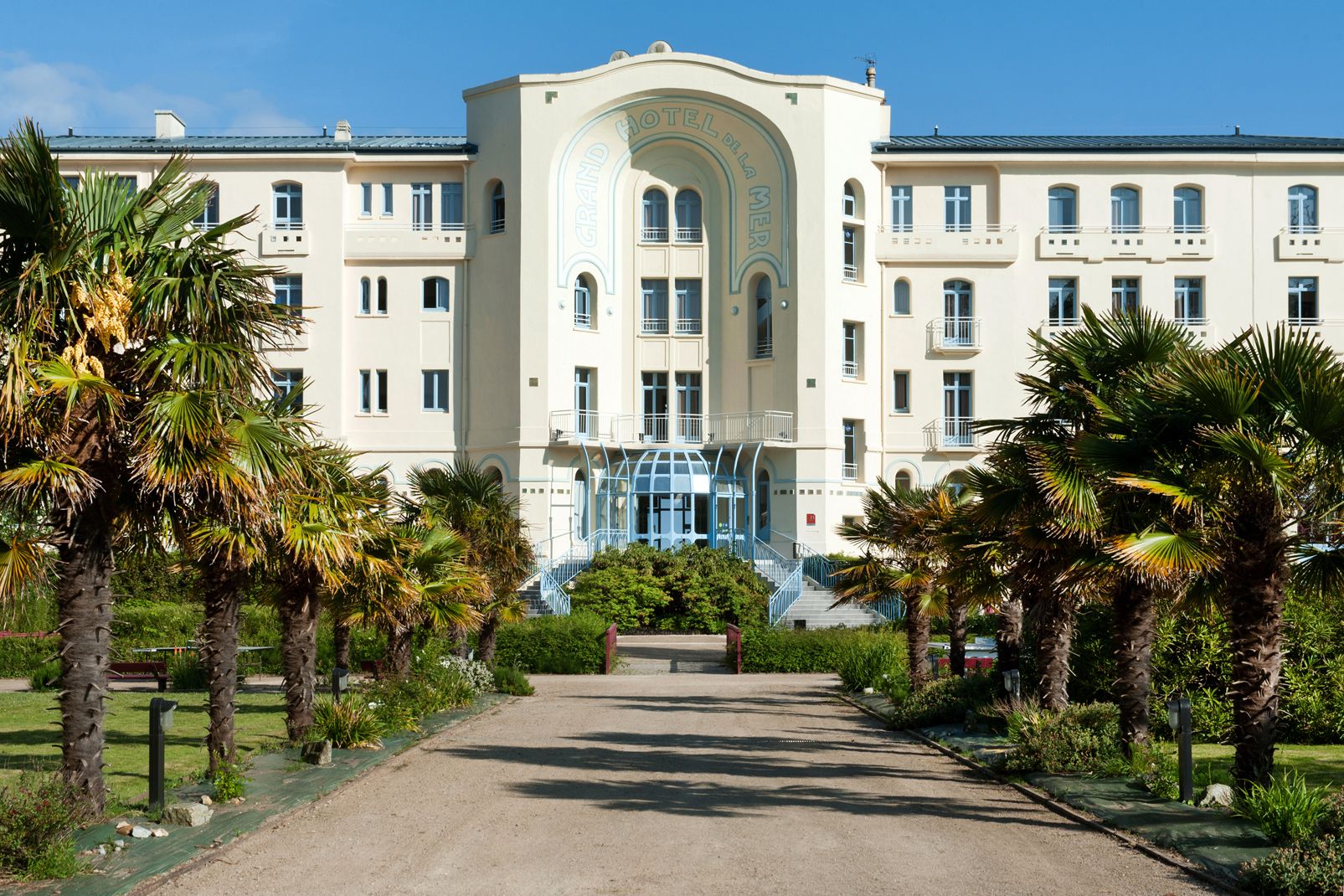 Morgat Belambra Clubs Le Grand Hôtel De La Mer Hôtel En