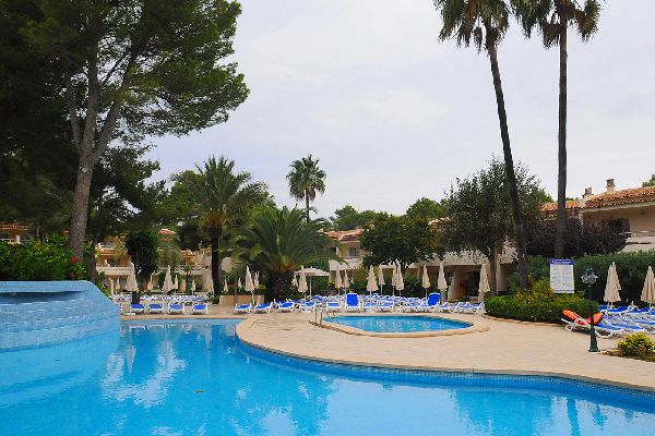 Hotel Thomas Cook Village Pinos Park In Cala Mesquida