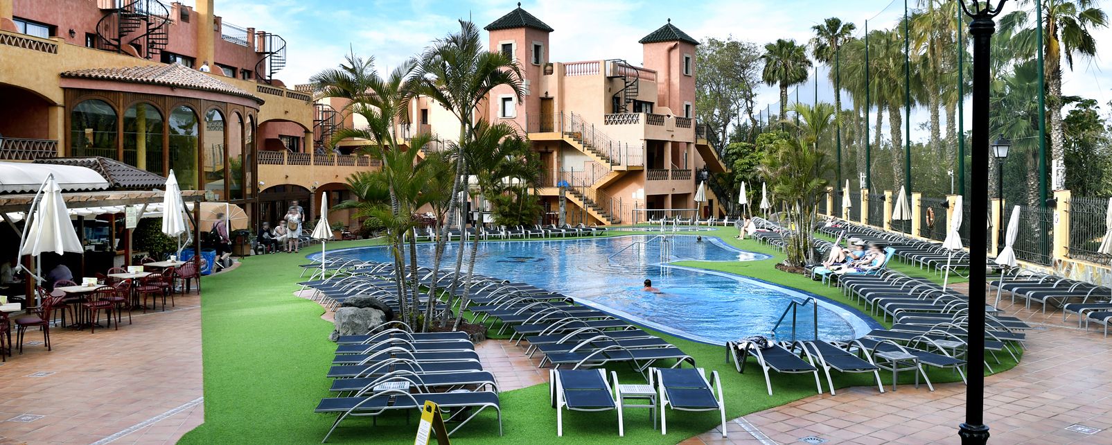  Splashworld Villa Mandi Golf Resort