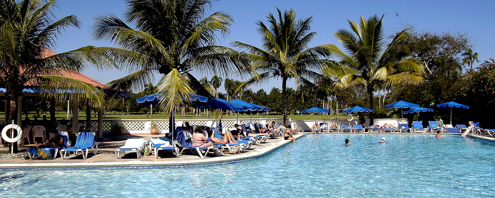 Hotel Fun Tropical Beach Resort