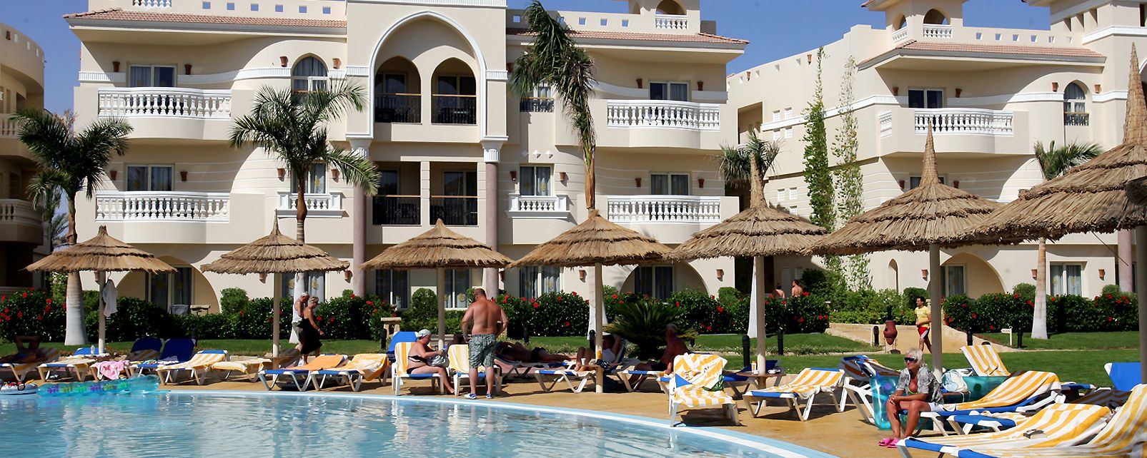 Hotel Tropicana Azure Club