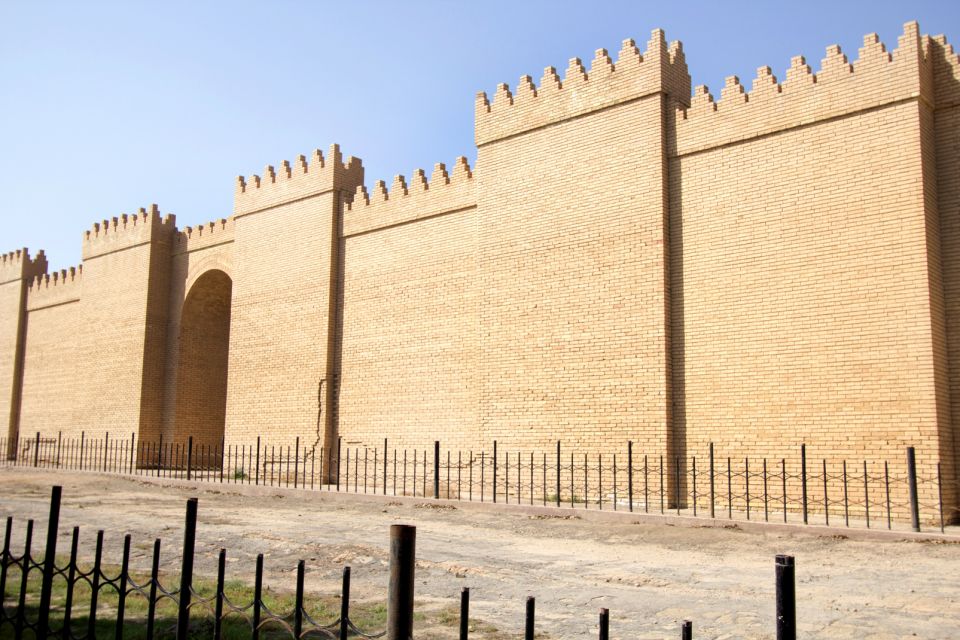 Irak, Murs de l'ancienne ville de Babylone, Babil