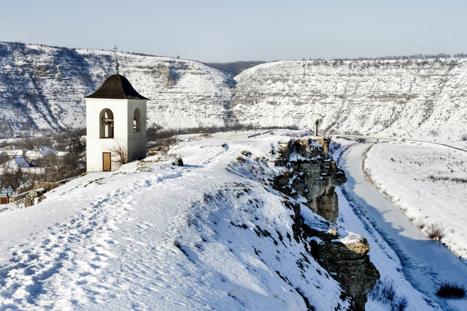Moldavie, Vue sur un monastère, Orhei Vechi