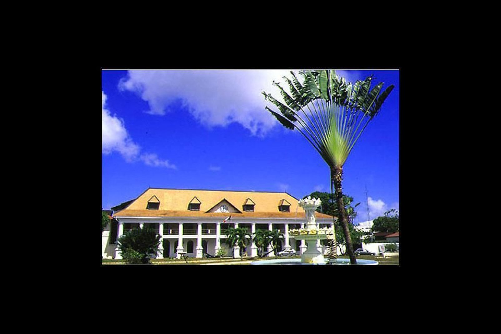 La ville de Cayenne a officiellement été créée en 1879.