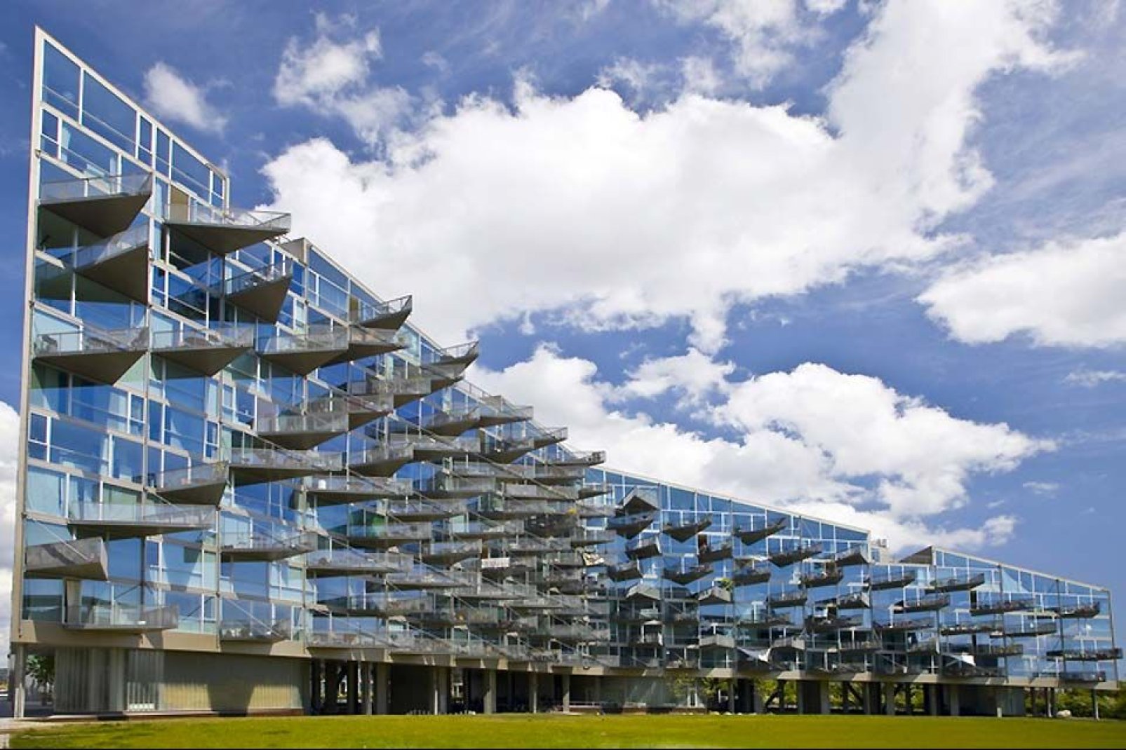 Die Architektur Kopenhagens variiert zwischen sehr moderner und tradititioneller Architektur.