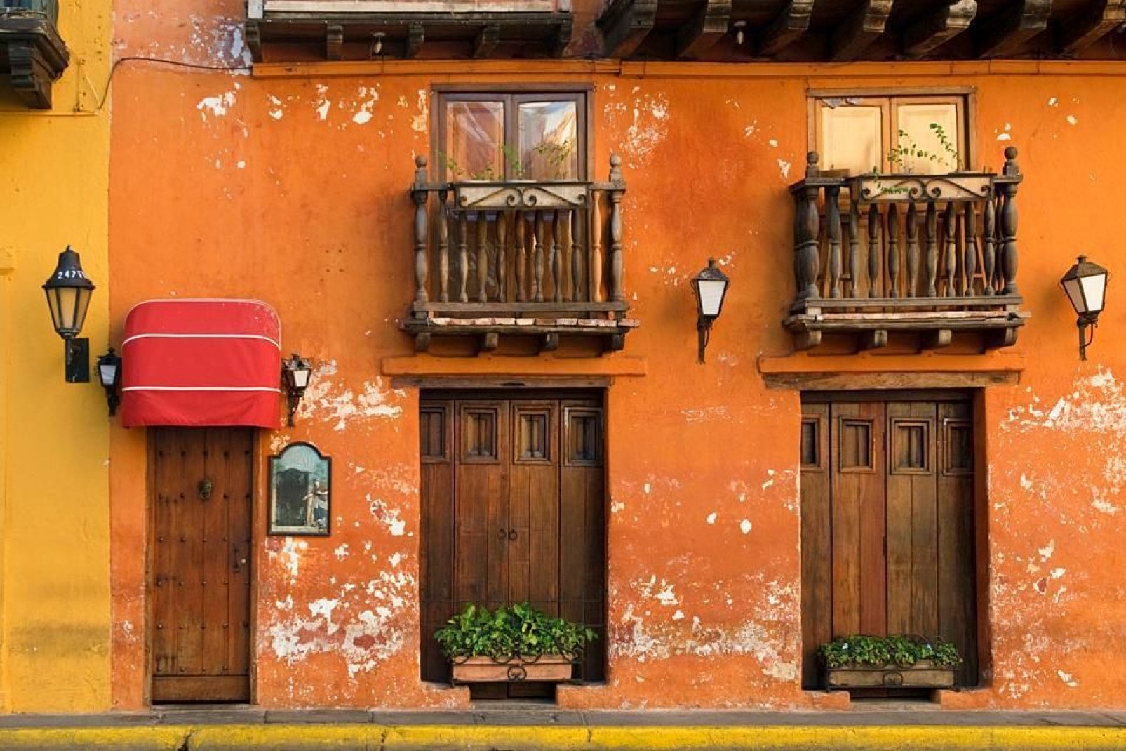 Cartagena ist eine ehemalige Korsarenstadt und dementsprechend farbenprächtig.