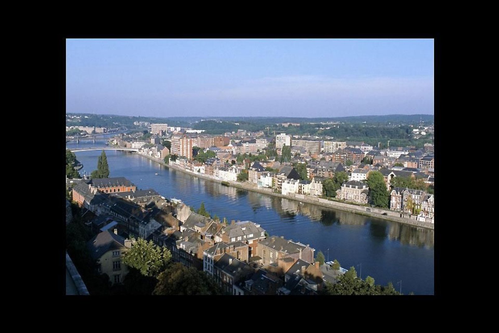 Durch die Stadt Namur fliet die Sambre, der franzsisch-belgische Nebenfluss der Maas.