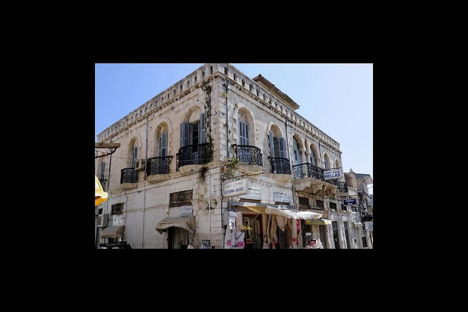 Limassol propone affascinanti vie commerciali.