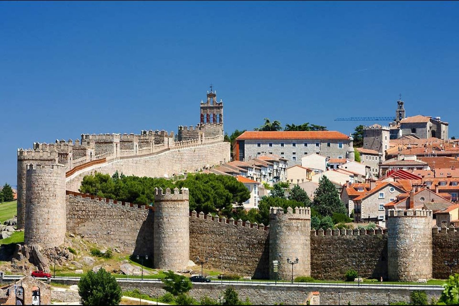 The entire city is surrounded by this fortified medieval wall dating from the 11th century. It is made up of 88 towers.