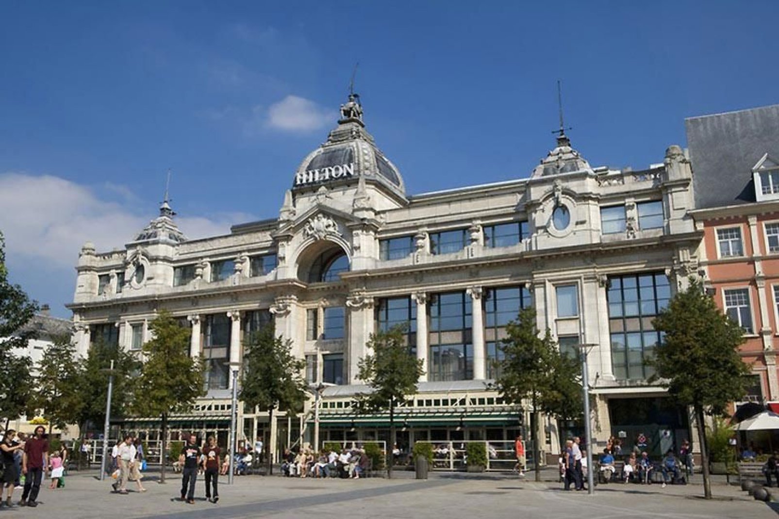 Classée au patrimoine historique, elle fait partie des plus plus anciennes gares de Belgique.