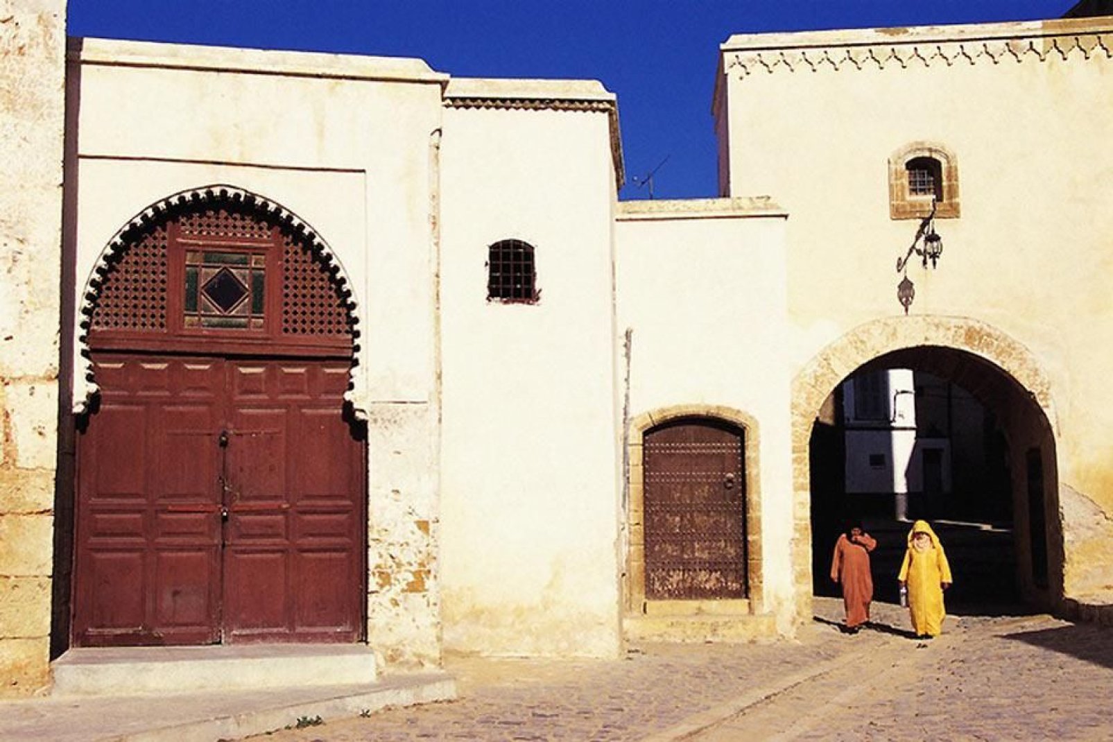 A quiet town on the edge of the ocean, El Jadida's colonial past is still very present.