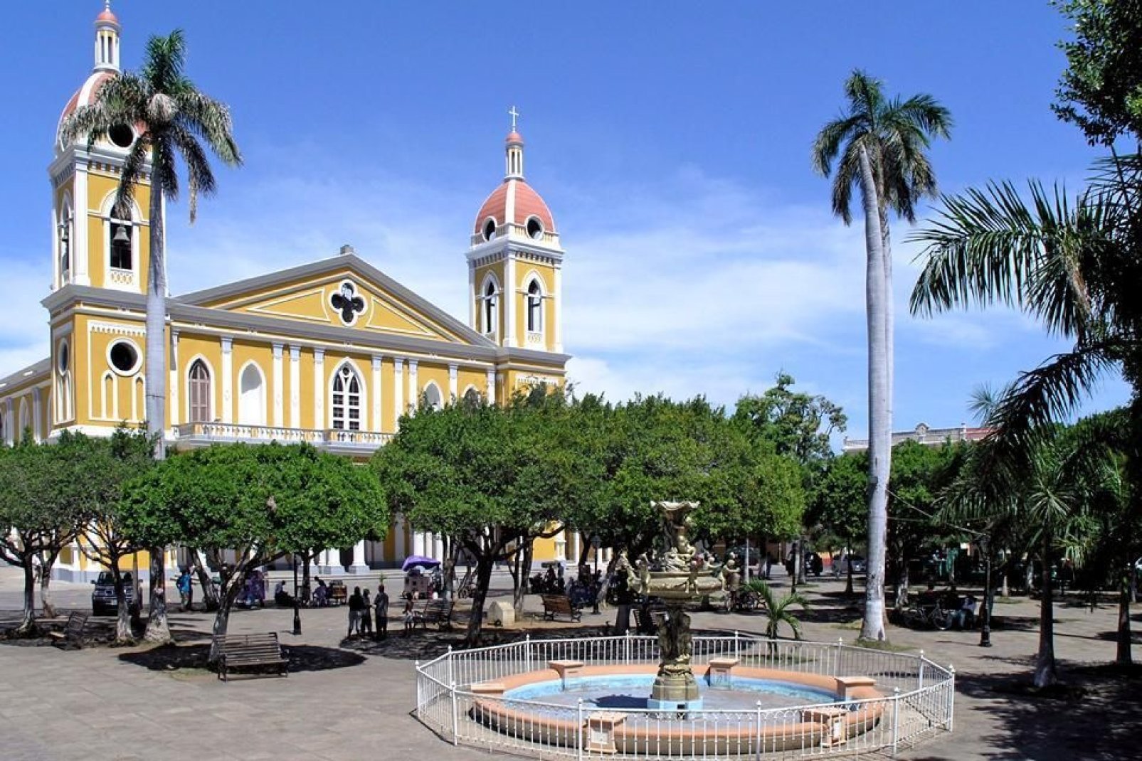 Wie in vielen südamerikanischen Städten sind die wichtigsten Gebäude von Granada rund um einen zentralen Hauptplatz angeordnet.
